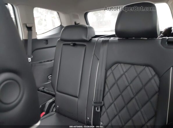 1V2FR2CA4RC569590 2024 VOLKSWAGEN ATLAS White 
