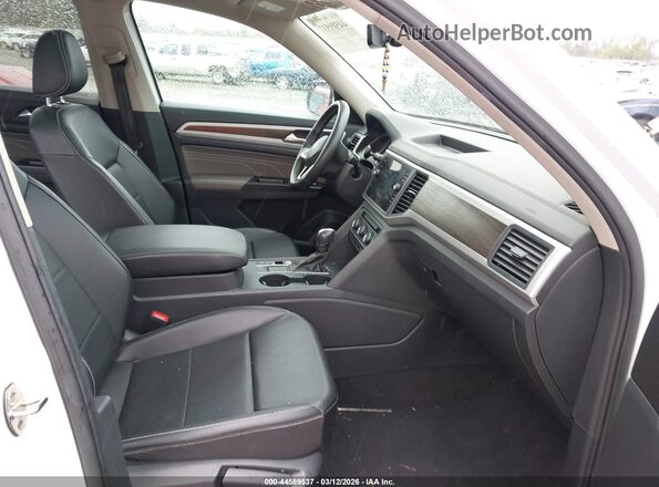 1V2JP2CA8MC555278 2021 VOLKSWAGEN ATLAS White Front interior view