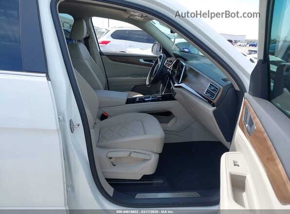 1V2JR2CA1SC532951 2025 VOLKSWAGEN ATLAS White Front interior view
