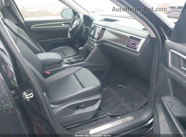 1V2MR2CA0JC574992 2018 VOLKSWAGEN ATLAS Черный 