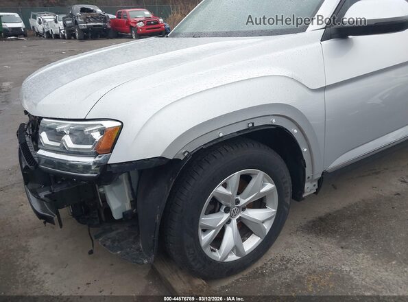 1V2MR2CAXJC506313 2018 VOLKSWAGEN ATLAS Серебряный 