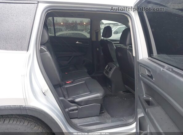 1V2MR2CAXJC506313 2018 VOLKSWAGEN ATLAS Серебряный Вид наклейки с VIN-кодом