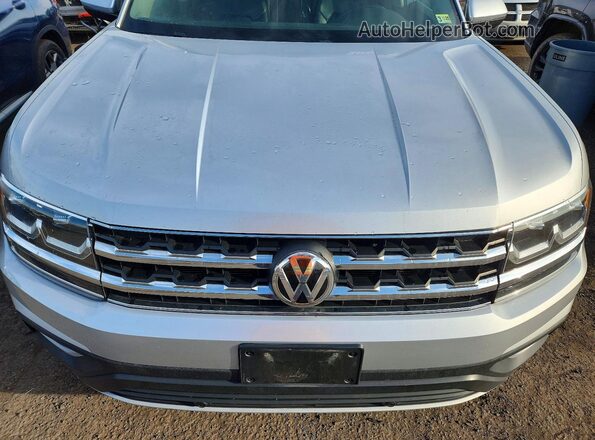 1V2NR2CA8JC503687 2018 VOLKSWAGEN ATLAS Silver Vista del compartimento del motor