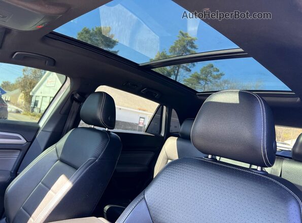 1V2PE2CA1MC238765 2021 VOLKSWAGEN ATLAS White Vista del cuadro de instrumentos