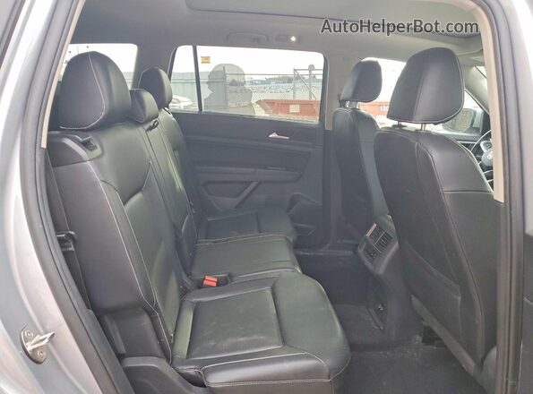 1V2RR2CA2MC523942 2021 VOLKSWAGEN ATLAS Silver Vista interior trasera