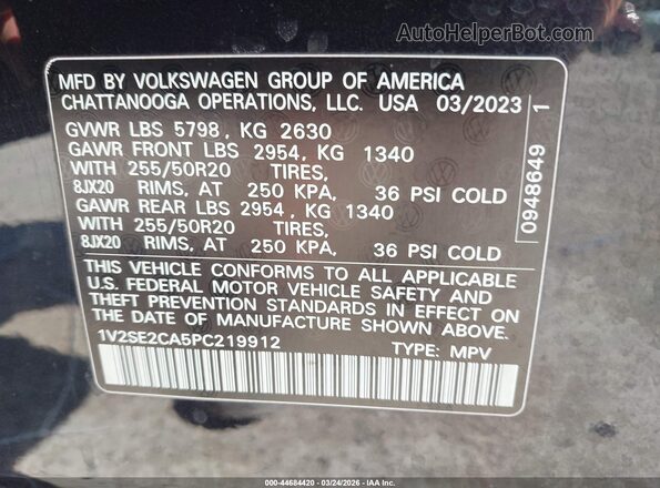 1V2SE2CA5PC219912 2023 VOLKSWAGEN ATLAS Black Vista del compartimento del motor