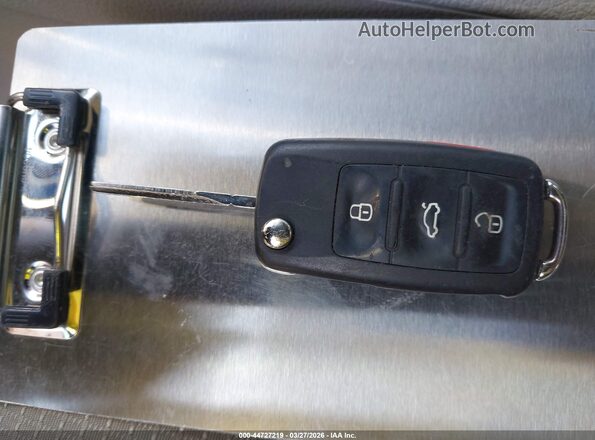 1VWAA7A30JC029529 2018 VOLKSWAGEN PASSAT Blue Dashboard view