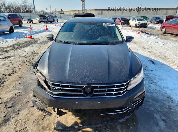 1VWAA7A37JC014719 2018 VOLKSWAGEN PASSAT Gray 