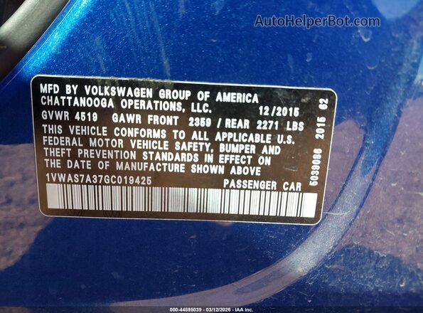 1VWAS7A37GC019425 2016 VOLKSWAGEN PASSAT Blue Вид підкапотного простору