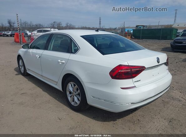 1VWAT7A33HC025687 2017 VOLKSWAGEN PASSAT White Задня ліва чверть