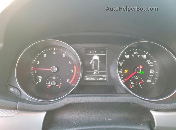1VWAT7A38HC040010 2017 VOLKSWAGEN PASSAT Black Вид щитка приладів