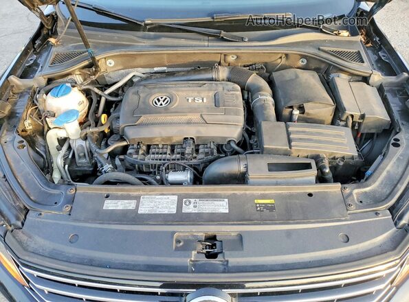 1VWAT7A38HC040010 2017 VOLKSWAGEN PASSAT Black Вид задньої частини салону