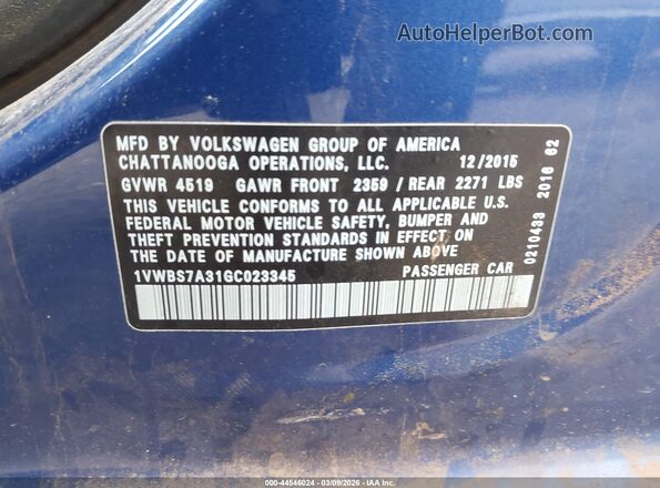 1VWBS7A31GC023345 2016 VOLKSWAGEN PASSAT Blue Widok komory silnika