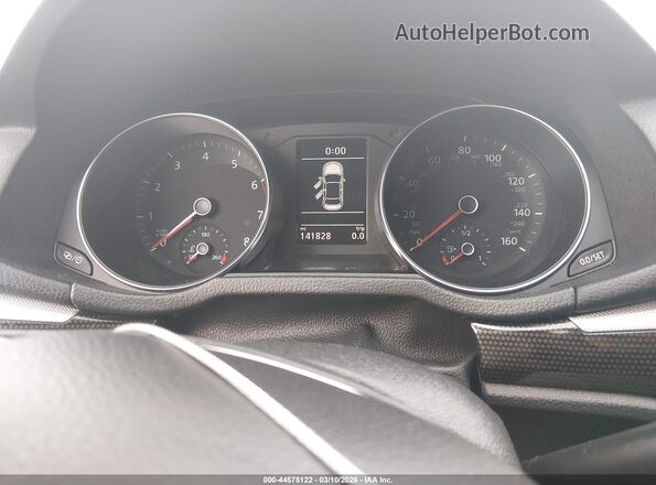 1VWJM7A39JC034820 2018 VOLKSWAGEN PASSAT Белый Вид задних сидений