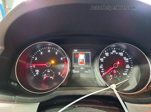 1VWLA7A35KC010582 2019 VOLKSWAGEN PASSAT Silver Вид щитка приладів