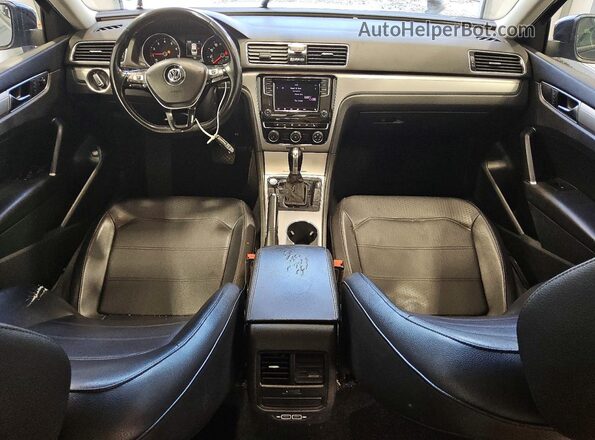 1VWLA7A3XKC007032 2019 VOLKSWAGEN PASSAT Black 