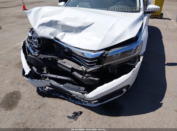 1VWMA7A32LC008245 2020 VOLKSWAGEN PASSAT White 