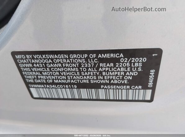 1VWMA7A34LC016119 2020 VOLKSWAGEN PASSAT Silver Vista del compartimento del motor