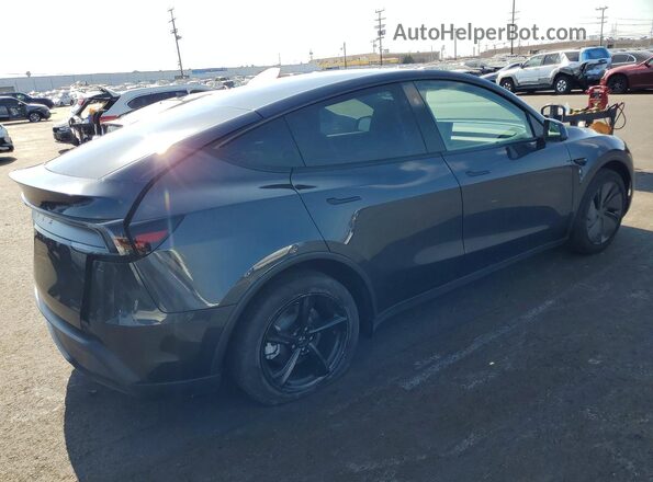 7SAYGDED1TF383392 2026 TESLA MODEL Серый Передняя правая четверть