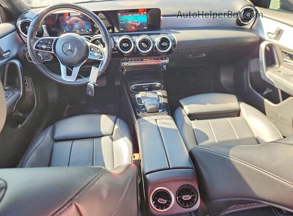 W1K3G4EB1LJ204725 2020 MERCEDES-BENZ A-CLASS Black 