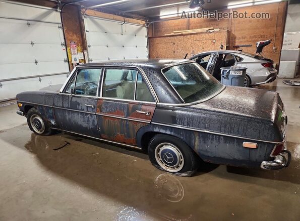 114015100304449 1971 MERCEDES-BENZ 230 Коричневый 