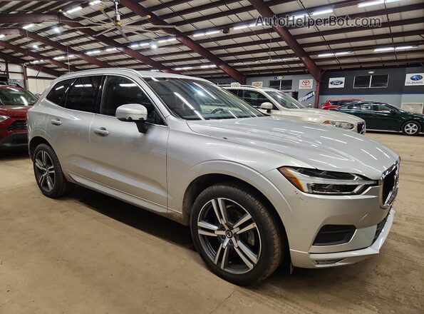 YV4A22RK9M1699012 2021 VOLVO XC60 Silver Դիմացի տեսք