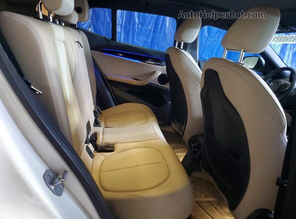 WBXYJ5C33JEF74654 2018 BMW X2 White 