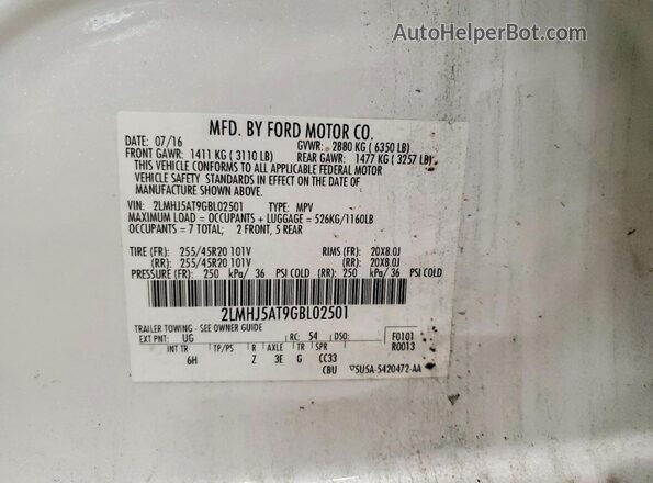 2LMHJ5AT9GBL02501 2016 LINCOLN MKT White 