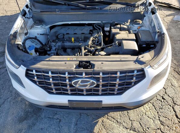 KMHRC8A3XNU208940 2022 HYUNDAI VENUE White 