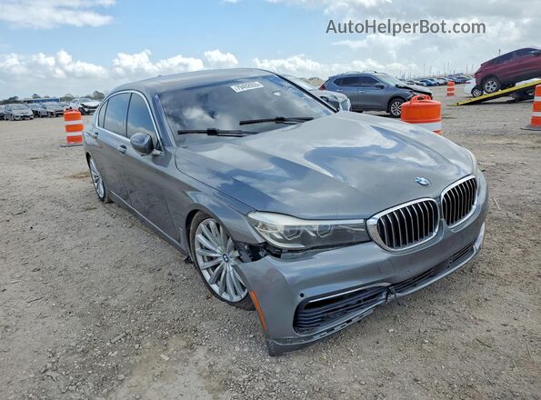 WBA7E2C5XHG740075 2017 BMW 7 SERIES Gray Front view
