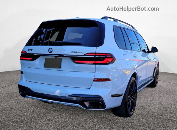5UX23EM04P9RR2231 2023 BMW X7 White Դիմացի տեսք