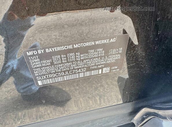 5UXTR9C59JLC75432 2018 BMW X3 Green 
