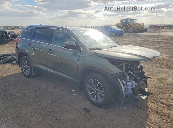 5TDJZRFH3KS702826 2019 TOYOTA HIGHLANDER Gray 
