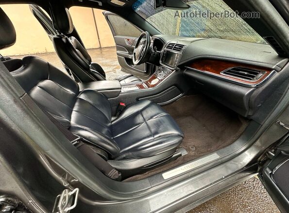 1LN6L9PK3K5604558 2019 LINCOLN CONTINENTA Gray 