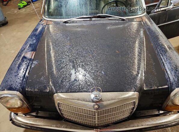 114015100304449 1971 MERCEDES-BENZ 230 Коричневый 