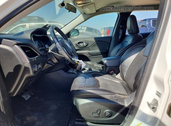 1C4PJLLB1KD265712 2019 JEEP CHEROKEE White Vista del salpicadero