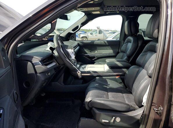 5LMJJ3LG5SEL21347 2025 LINCOLN NAVIGATOR Charcoal Вид панелі приладів