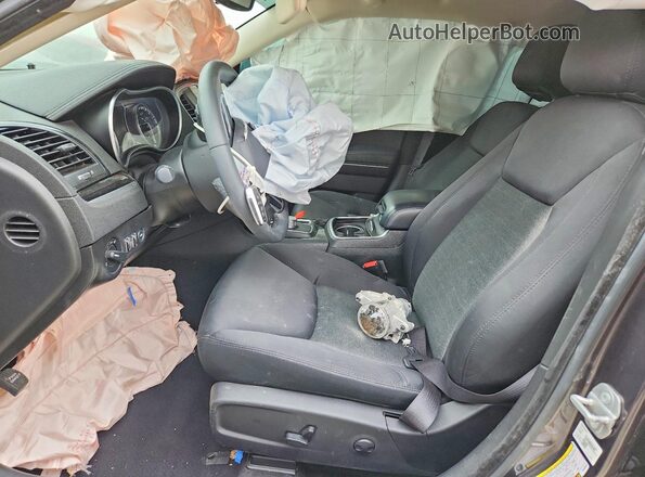 2C3CCAAG4PH556098 2023 CHRYSLER 300 Gray Vista interior delantera