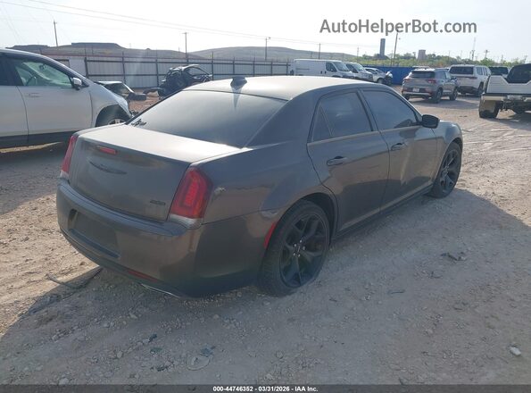 2C3CCAAG5LH179047 2020 CHRYSLER 300 Gray Trasero derecho