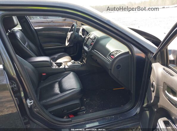 2C3CCAAG6JH222825 2018 CHRYSLER 300 Gray Սալոնի դիմացի տեսք