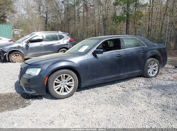 2C3CCAAG6JH222825 2018 CHRYSLER 300 Gray Առջևի ձախ երեք քառորդ տեսարան