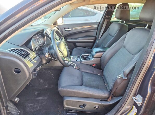 2C3CCAAG7KH679161 2019 CHRYSLER 300 Синий Вид салона спереди
