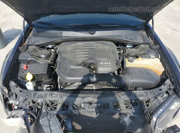 2C3CCAAG9KH610522 2019 CHRYSLER 300 Black უკანა სალონის ხედი