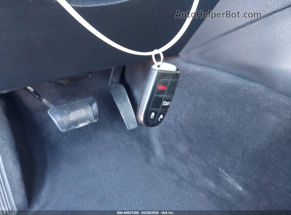 2C3CCAAGXJH308980 2018 CHRYSLER 300 Red Dashboard view