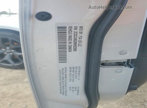 2C3CCABG2MH520095 2021 CHRYSLER 300 Silver 