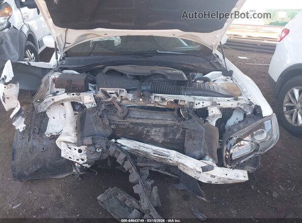 2C3CCABG3KH697851 2019 CHRYSLER 300 White Rear view