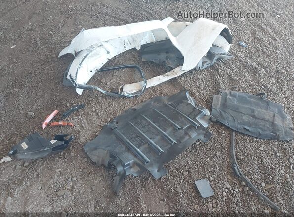 2C3CCABG3KH697851 2019 CHRYSLER 300 White Instrument cluster view
