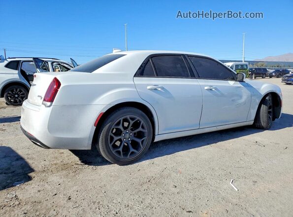 2C3CCABG3KH708086 2019 CHRYSLER 300 White 