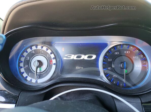 2C3CCABG3KH708086 2019 CHRYSLER 300 White 