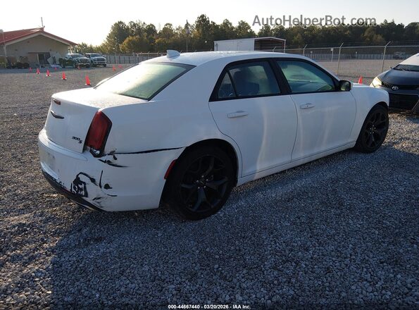 2C3CCABG3NH184569 2022 CHRYSLER 300 Белый Задняя правая четверть